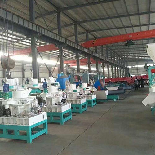 如何實(shí)現(xiàn)玉米秸稈真正的價(jià)值？答案：玉米秸稈顆粒機(jī)